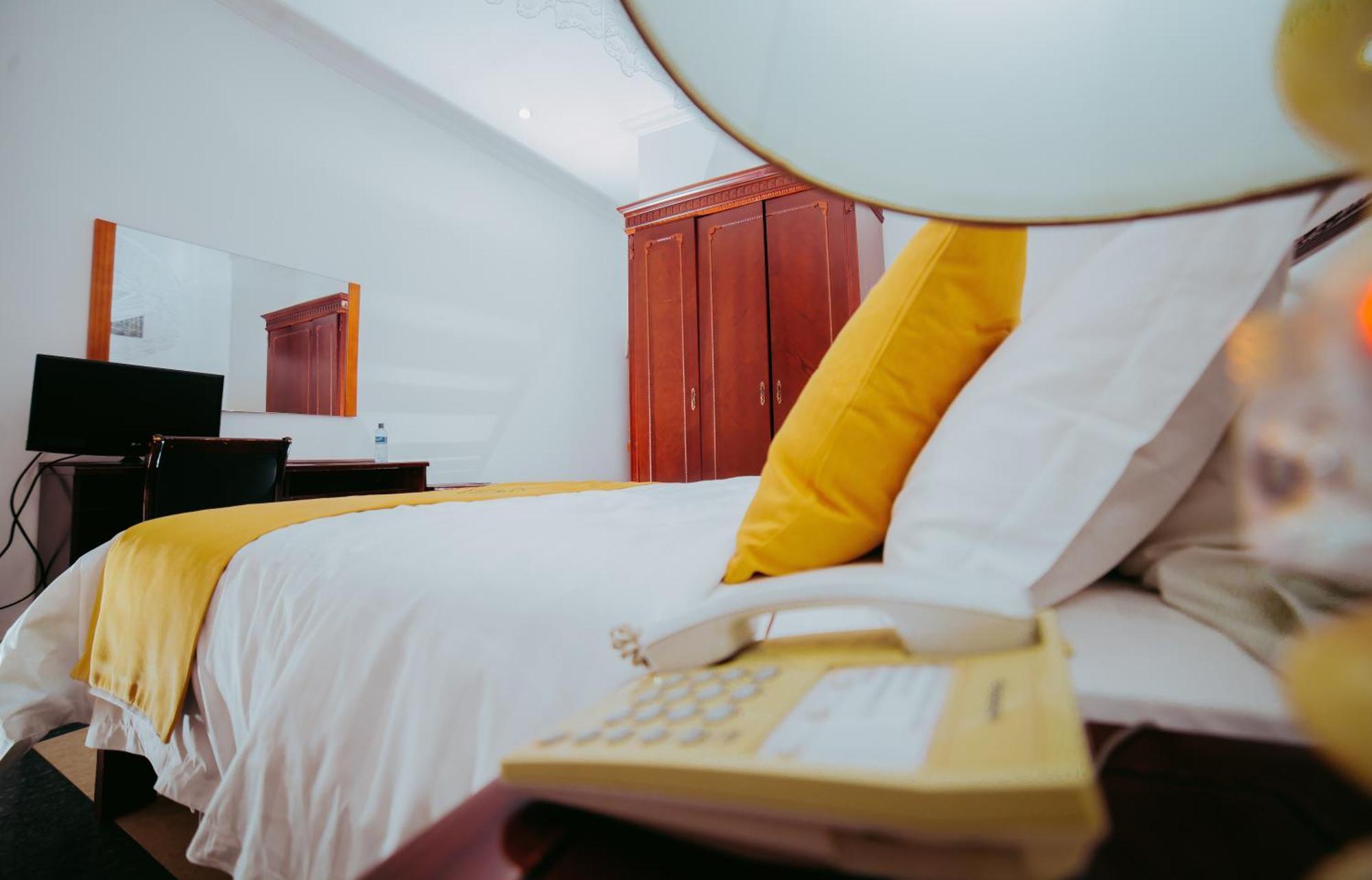 City Hill Hotel Bujumbura Ngoại thất bức ảnh