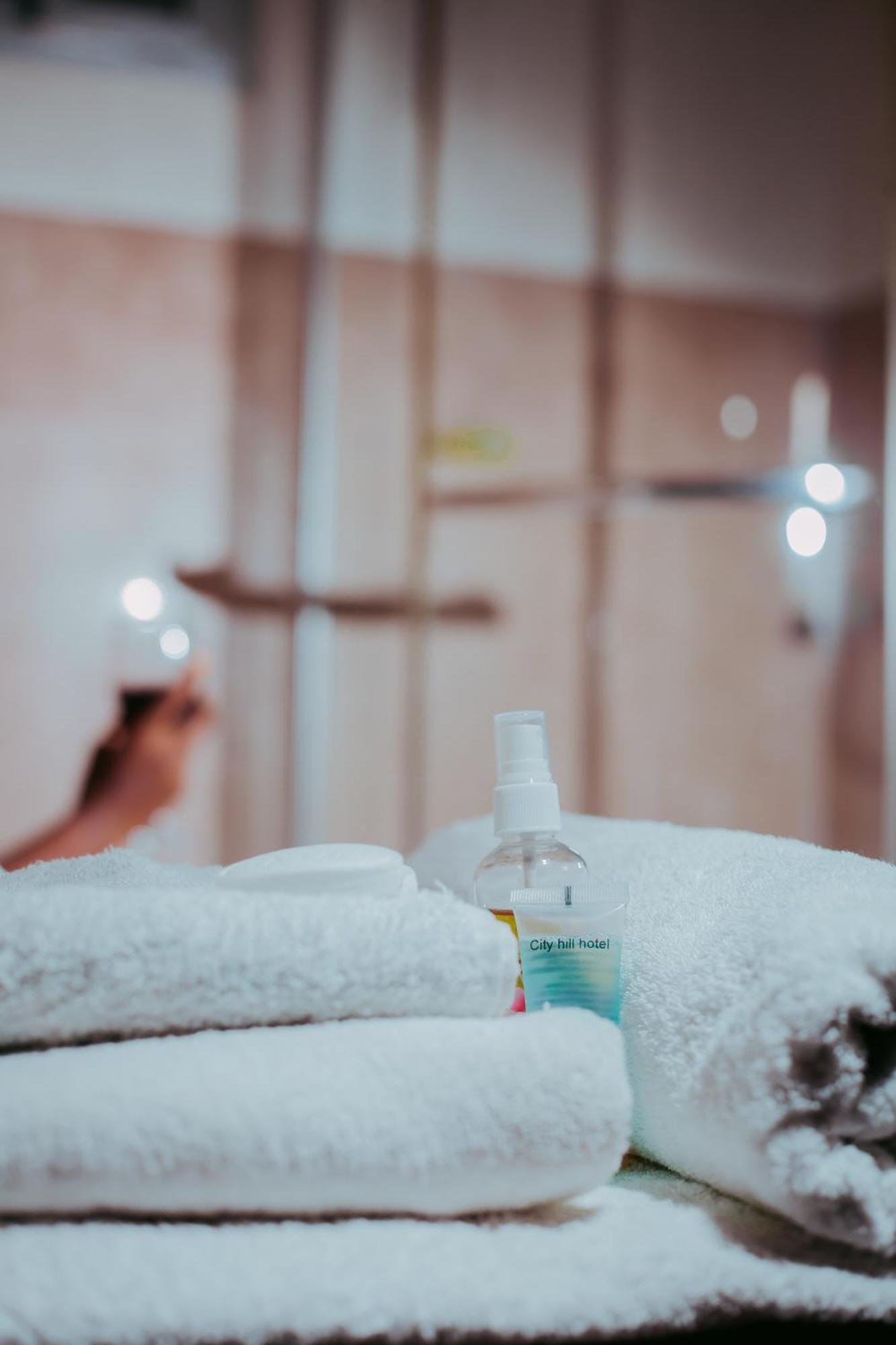 City Hill Hotel Bujumbura Ngoại thất bức ảnh